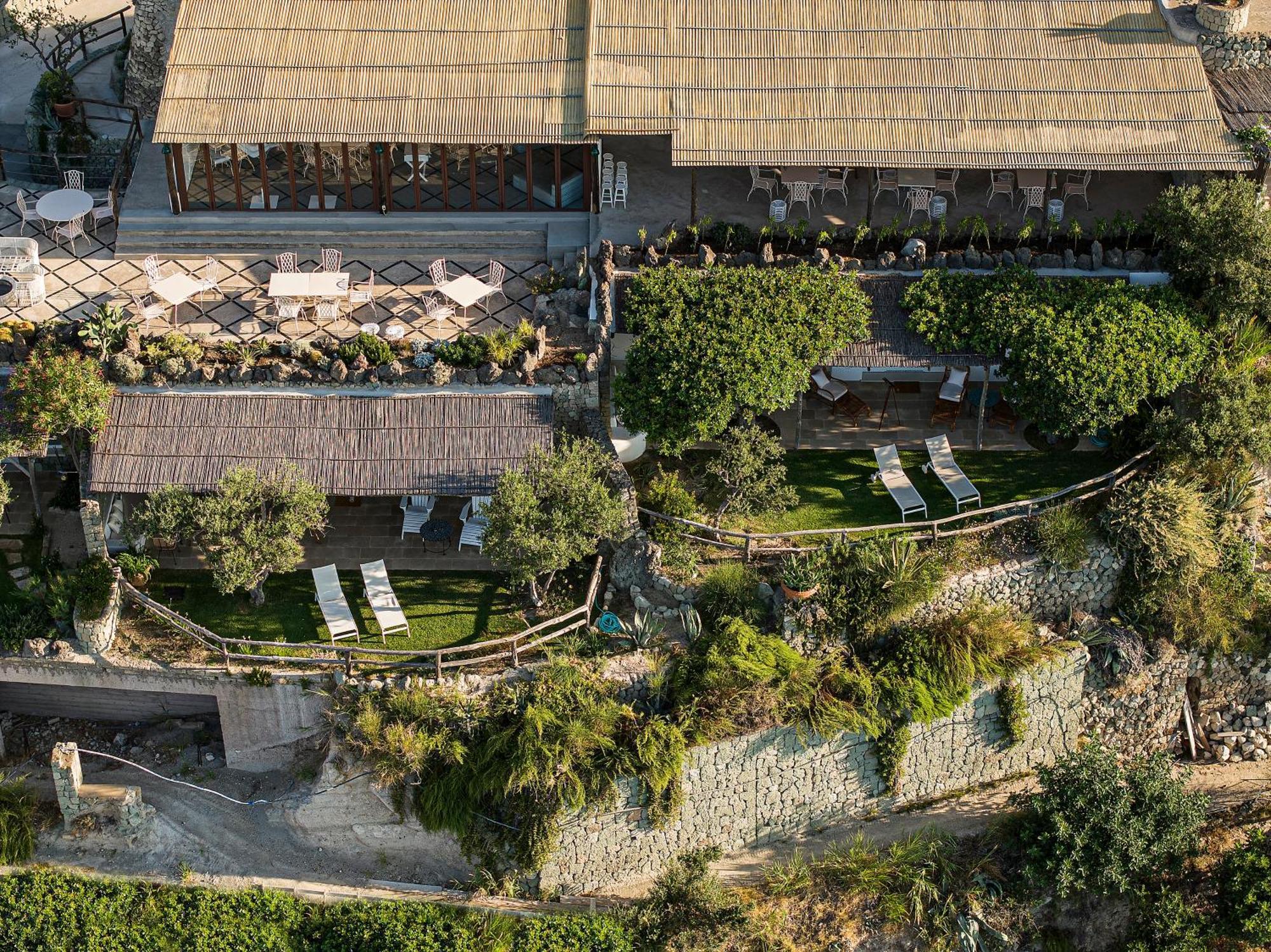 Costa Del Capitano Seaside Villas Sant'Angelo  エクステリア 写真